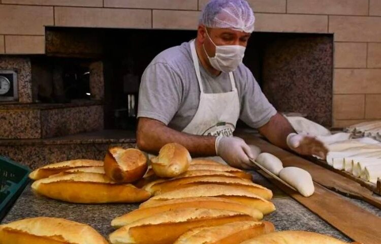 Ekmek simit ve poğaçaya zam yağdı 1 Ekmek simit ve poğaçaya zam yağdı