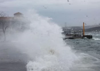 Meteoroloji’den fırtına ve sağanak yağış uyarısı