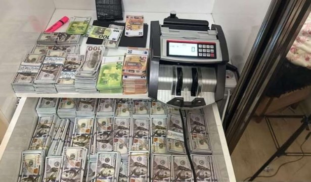 Sahte para basan şebekeye operasyon: 3 gözaltı 1 Sahte para basan şebekeye operasyon: 3 gözaltı