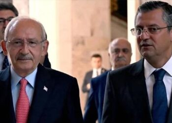 CHP seçmeni anketi: Genel başkanlık yarışını Kılıçdaroğlu mu kazanır Özel mi?