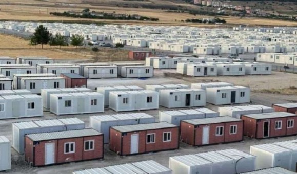 Hatay'da depremzede için yapılan konteyner kent aylardır boş 1 Hatay’da depremzede için yapılan konteyner kent aylardır boş