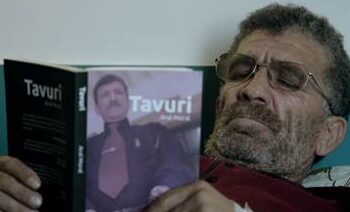 Kıbrıslı ünlü dolandırıcı ‘Tavuri’ belgesi geliyor