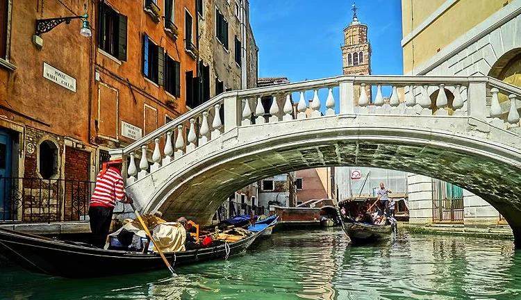 Venedik’e girmenin bedeli artık 5 euro 1 Venedik’e girmenin bedeli artık 5 euro