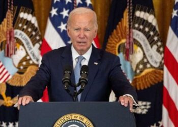 Biden, hükümetin kapanmasını önleyecek geçici bütçe tasarısını imzaladı