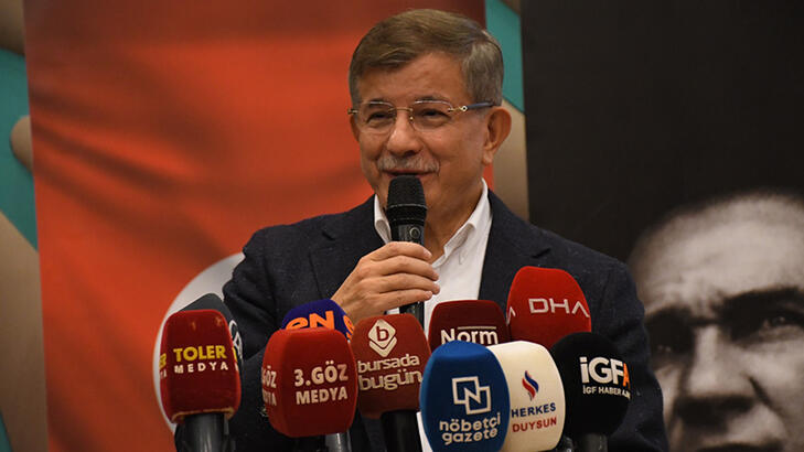 Davutoğlu'ndan Erdoğan'ın 'itidal' çağrısına tepki: Tarihe kara bir leke olarak geçecek 1 Davutoğlu’ndan Erdoğan’ın ‘itidal’ çağrısına tepki: Tarihe kara bir leke olarak geçecek