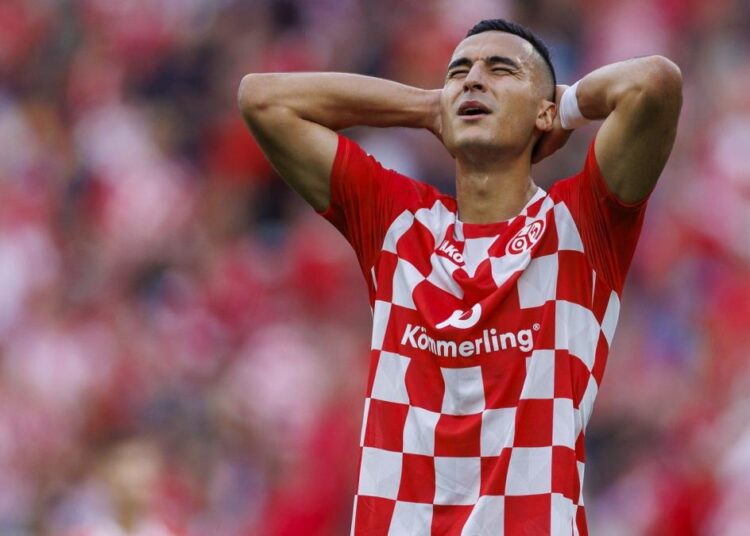 Mainz, El Ghazi’nin Filistin-İsrail paylaşımı nedeniyle sözleşmesini feshetti