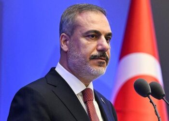  Hakan Fidan’dan İsrail’e: Evlerine el koyuyorsunuz buna yerleşimci diyorsunuz, bunu adı hırsızlıktır