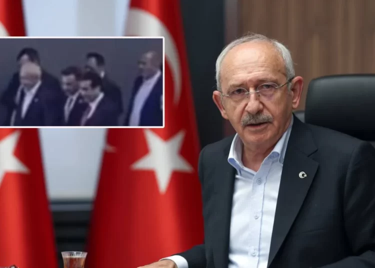 Kılıçdaroğlu, DEVA Parti ilçe başkanlarıyla gizlice görüştü iddiası 1 Kılıçdaroğlu, DEVA Parti ilçe başkanlarıyla gizlice görüştü iddiası