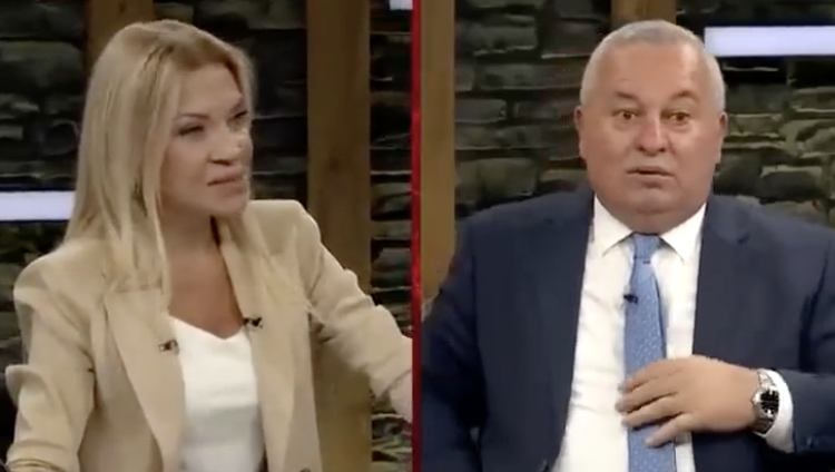 Cemal Enginyurt maaşını söyledi, sunucu inanamadı: Dalga mı geçiyorsunuz? 1 Cemal Enginyurt maaşını söyledi, sunucu inanamadı: Dalga mı geçiyorsunuz?