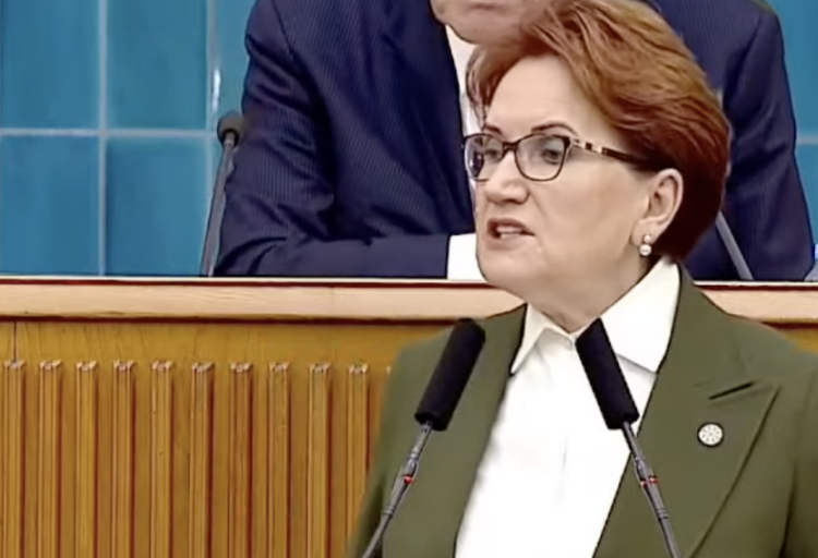 Akşener'den 'anayasa' tepkisi: Önce mevcut olana uyun 1 Akşener’den ‘anayasa’ tepkisi: Önce mevcut olana uyun