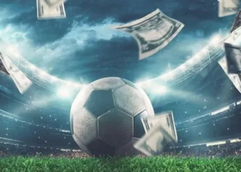 Kamil Aslan yazdı… Menajer oyunları ve kasadan uçan milyon Eurolar