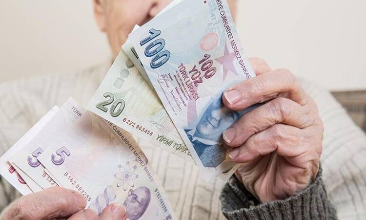 İddia: Çalışan emekliye de 5 bin TL ikramiye için düğmeye basıldı