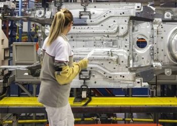 Reel kesim güveni 10 ayın en düşük seviyesinde