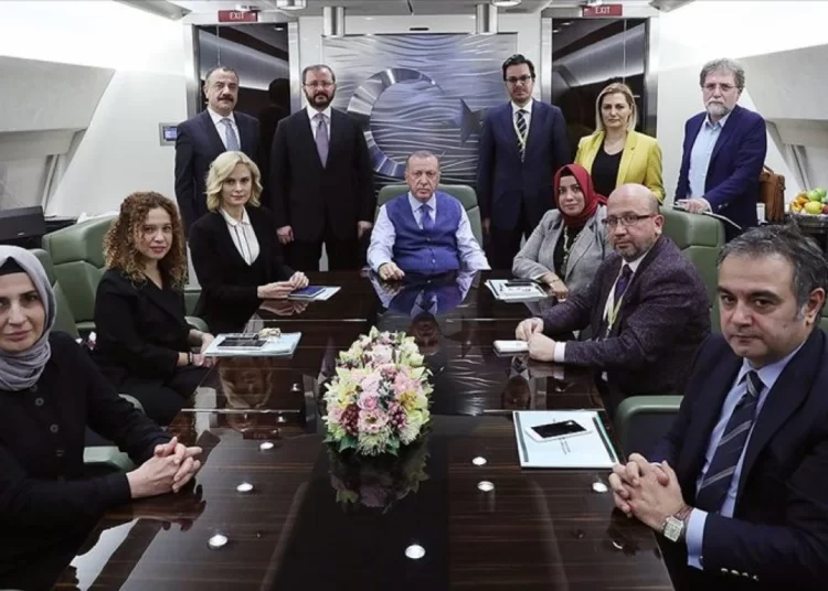 Erdoğan: İsrail ile bağları tamamen koparmak olmaz