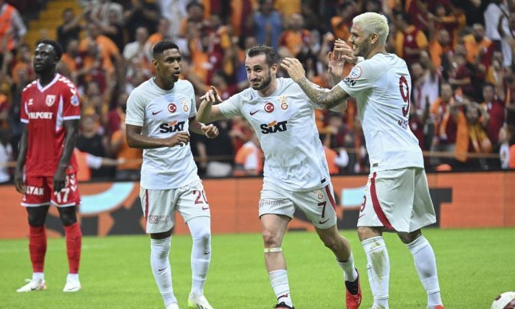 Mauro Icardi ve Kerem Aktürkoğlu golü unuttu