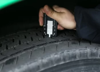 Zorunlu kış lastiği uygulaması İstanbul’da başladı