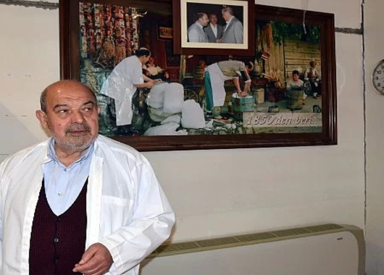Mado'nun sahibi Mustafa Kambur, deprem bölgesinde haber yapan gazetecilere saldırdı 1 Mado’nun sahibi Mustafa Kambur, deprem bölgesinde haber yapan gazetecilere saldırdı