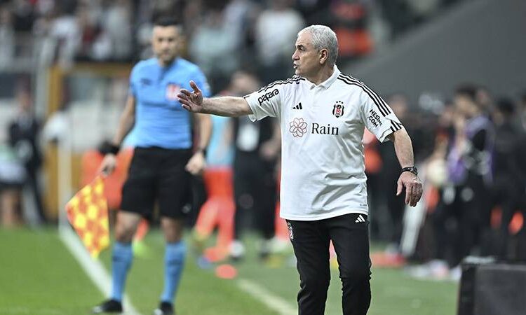 Rıza Çalımbay'ın transfer raporu; 3 mevkiye 3 transfer 1 Rıza Çalımbay’ın transfer raporu; 3 mevkiye 3 transfer