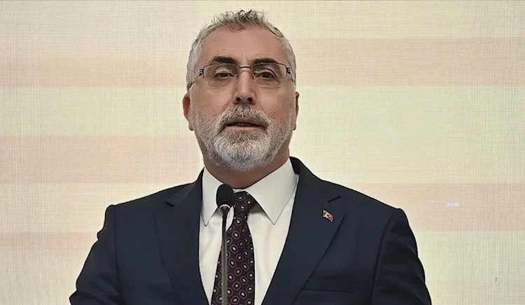 Bakan Vedat Işıkhan: Aşırı yoksulluk veya açlık sınırı içinde yaşayan kişi yok