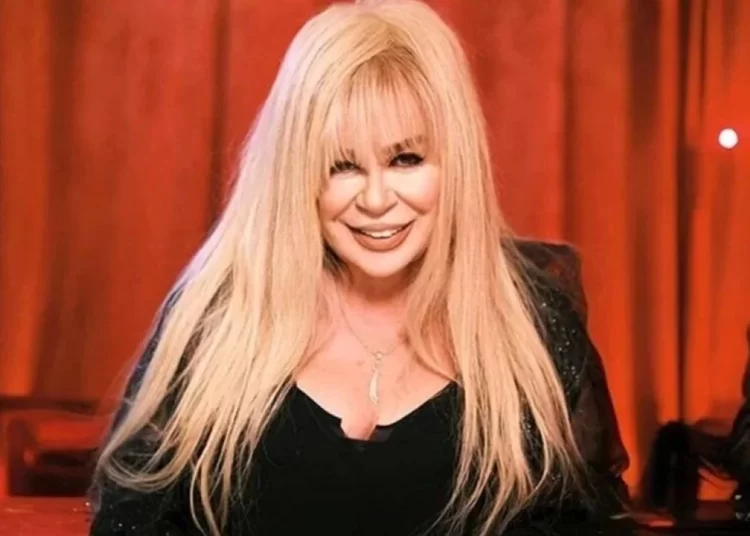 Darülaceze’de tedavi altına alınan Zerrin Özer’den açıklama: Zerrin’iniz gayet iyi