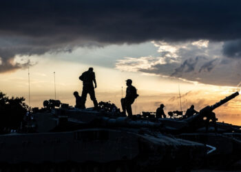 تمديد الهدنة بين حماس وإسرائيل ليوم واحد