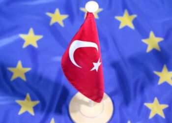 تركيا ترفض التقرير الأوروبي بشأن عضويتها في التكتل وتندد بـ”معايير مزدوجة”