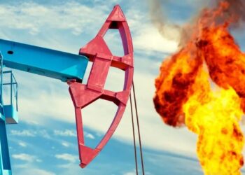 خام برنت يتحرك في نطاق ضيق قبل قرار “أوبك+” بشأن الإنتاج