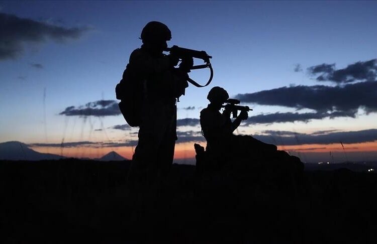 الدفاع التركية تعلن استشهاد 3 من جنودها شمال العراق