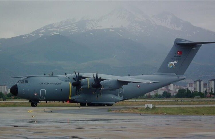 طائرة تركية تتوجه إلى مصر لإجلاء مرضى من قطاع غزة