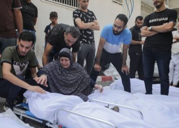 “حكومة غزة”: ارتفاع حصيلة الشهداء إلى أكثر من 15 ألفا