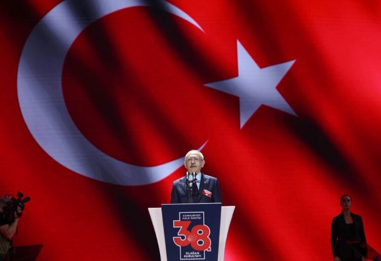 اتهامات متبادلة خلال المؤتمر العام لأكبر الأحزاب المعارضة في تركيا 1 اتهامات متبادلة خلال المؤتمر العام لأكبر الأحزاب المعارضة في تركيا