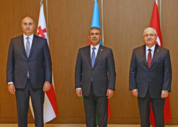  محادثات عسكرية رفيعة بين تركيا وأذربيجان وجورجيا