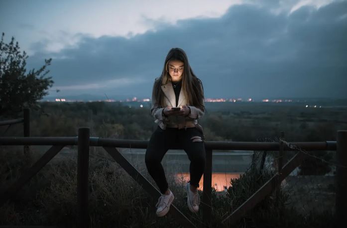 أشهرها "تحديث البيانات".. 6 رسائل لا تنقرها أبداً على هاتفك الذكي! 1 أشهرها “تحديث البيانات”.. 6 رسائل لا تنقرها أبداً على هاتفك الذكي!