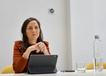 وزيرة إسبانية تطلق حملة لمحاكمة نتنياهو أمام الجنائية الدولية
