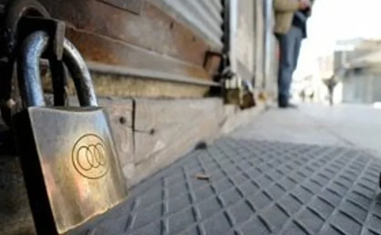 115 bin esnaf, kepenk kapattı 1 115 bin esnaf, kepenk kapattı