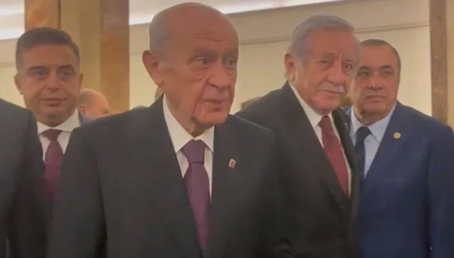 DEM Partililer konuşurken Genel Kurul'dan ayrılan Bahçeli: 'AYM'nin yapması gerekeni yapıyorum' 1 DEM Partililer konuşurken Genel Kurul’dan ayrılan Bahçeli: ‘AYM’nin yapması gerekeni yapıyorum’