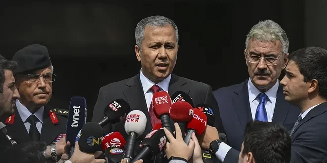 Emniyet'te deprem: 445 polis açığa alındı 1 Emniyet’te deprem: 445 polis açığa alındı