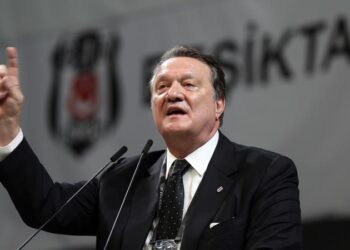 Beşiktaş’ın yeni başkanı Hasan Arat