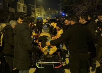 Aile üyeleri uyurken babasını pompalı tüfekle öldürdü