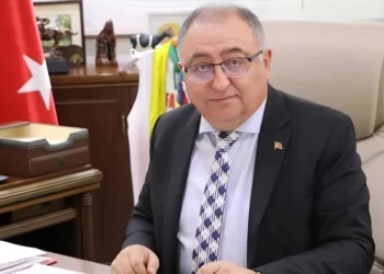 CHP’li belediye başkanlarına hapis cezası