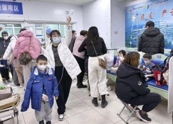 Çin yeni bir salgınla boğuşuyor, dünya endişeyle izliyor