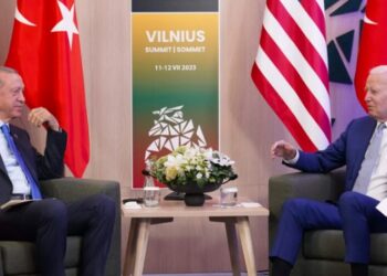 أردوغان لبايدن: حان وقت القول “كفى” للمأساة الإنسانية بغزة