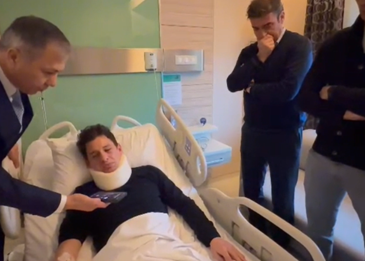 Cumhurbaşkanı Erdoğan, saldırıya uğrayan hakemle konuştu