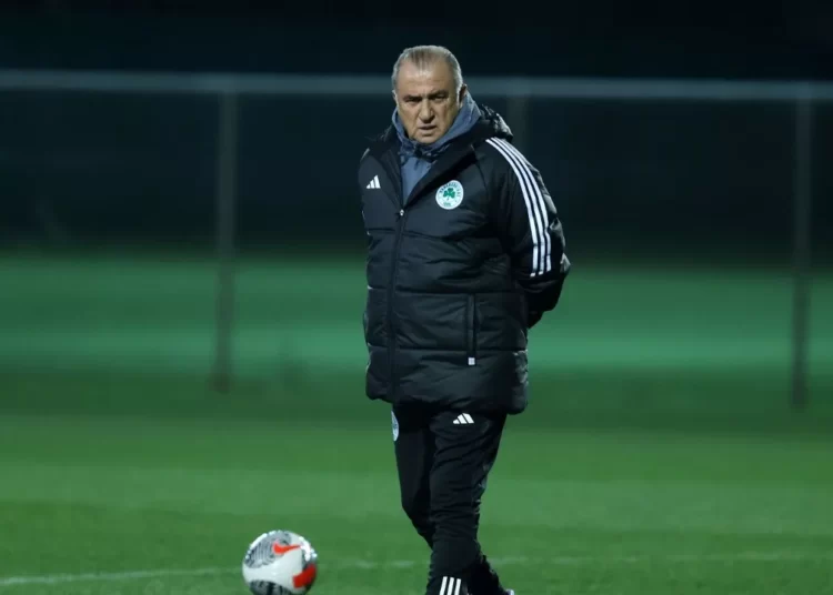 Fatih Terim, Panathinaikos’ta ilk antrenmanına çıktı