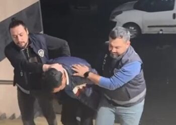 Interpol arıyordu, İstanbul’da yakalandı