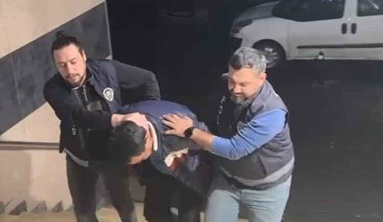 Interpol arıyordu, İstanbul’da yakalandı