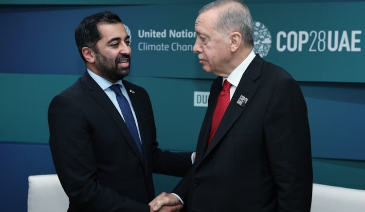 İskoçya Bölgesel Başbakanı Hamza Yusuf’un Cumhurbaşkanı Erdoğan’la görüşmesi İngiltere’de kriz çıkardı