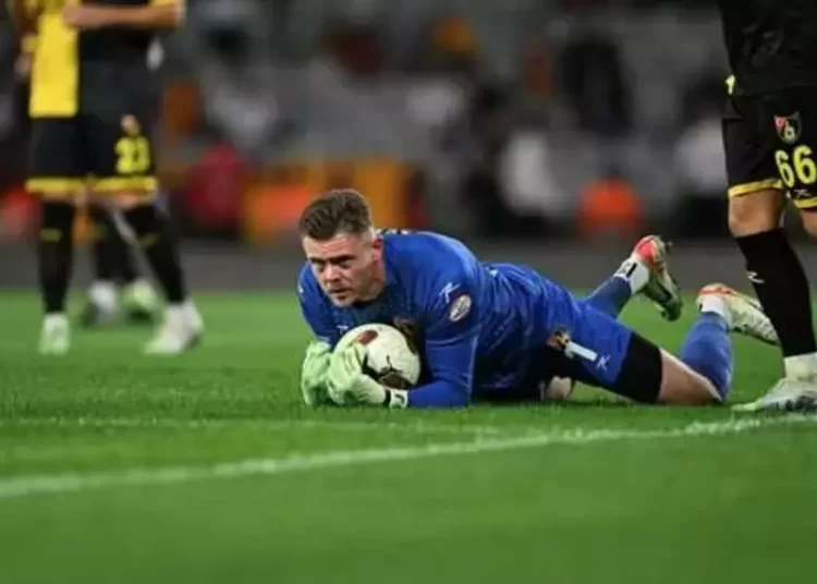 İstanbulspor devre arasını beklemedi