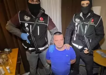 Kırmızı bültenle aranan Shaun Monaghan İstanbul’da yakalandı