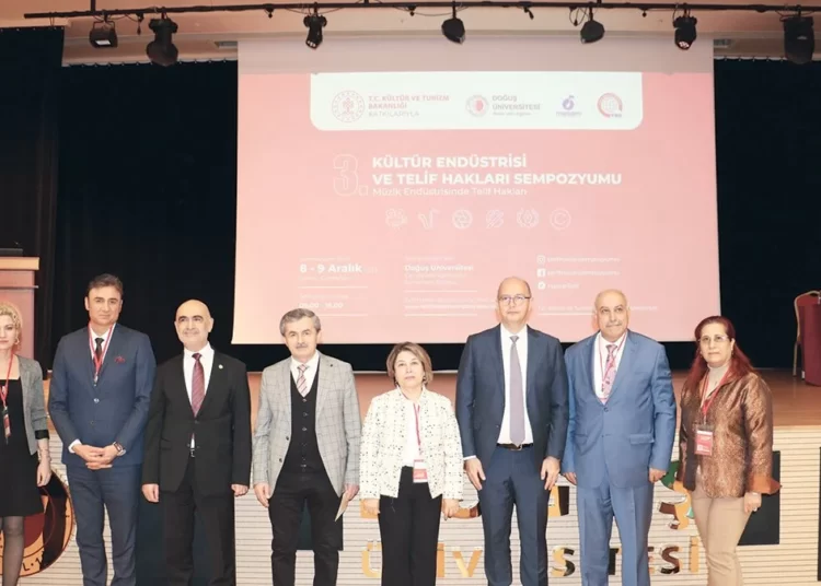 ‘3. Kültür Endüstrisi ve Telif Hakları Sempozyumu’ başladı 1 ‘3. Kültür Endüstrisi ve Telif Hakları Sempozyumu’ başladı